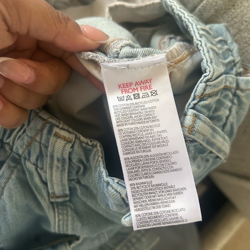 BDG Urban Outfitters Y2K Cargo Jeans Bleached Denim Wide Leg Size 28 - Picture 8 of 10